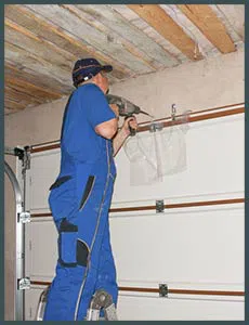 Expert Garage Doors Repairs Rego Park, NY 347-706-1096